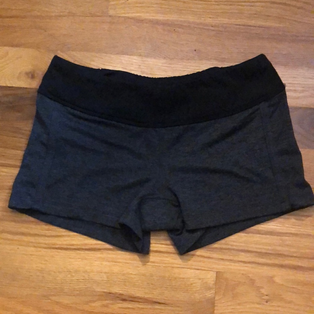 Like new Run in Rabbit shorts xs